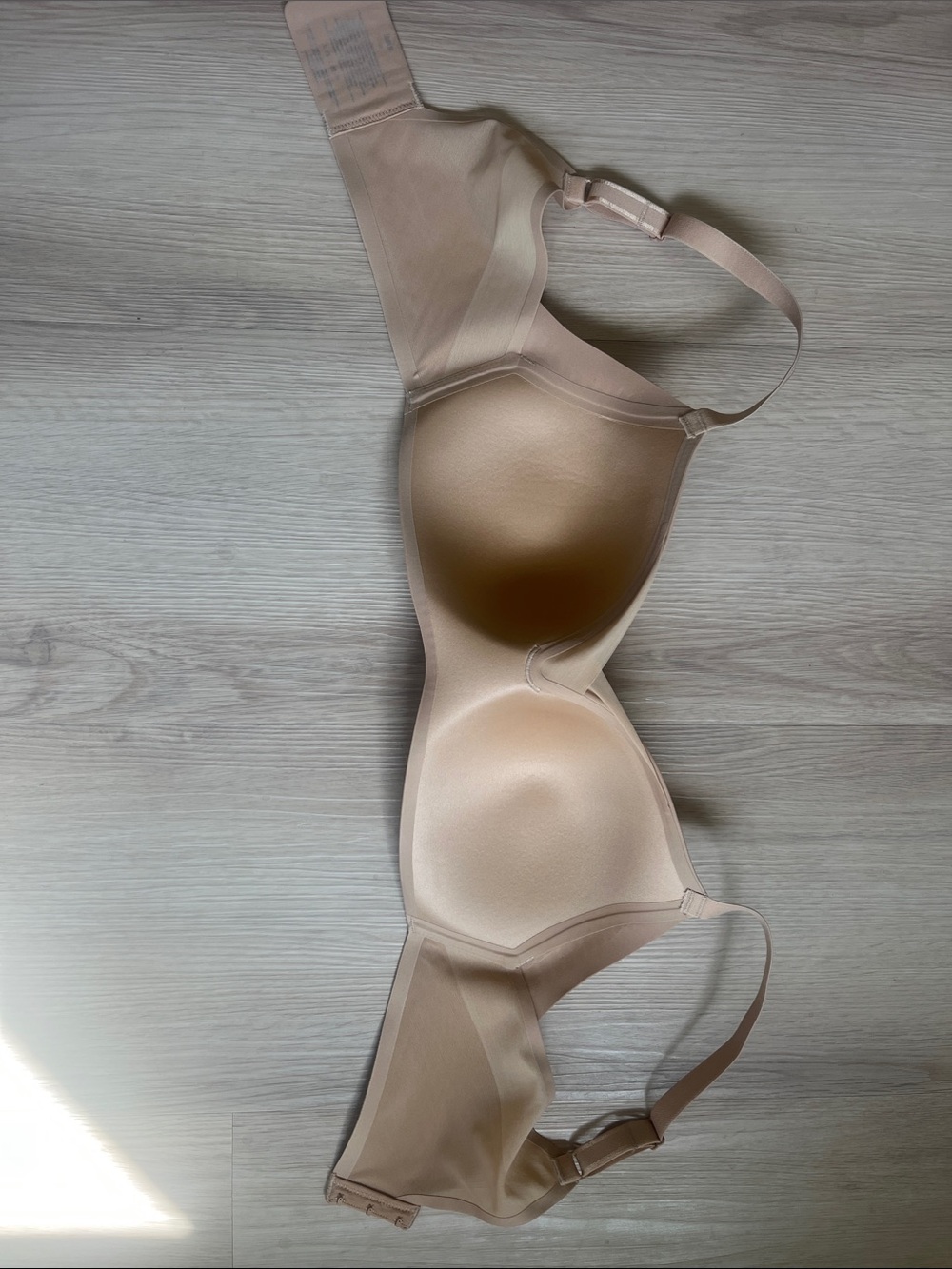 Seamless Nude Wireless Bra - Soft Support - Picture 7 of 9